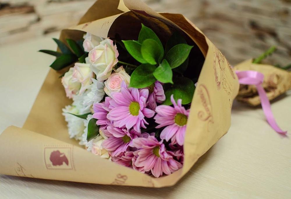 Букет цветов из: Розы и Хризантемы в Аксае Республика Дагестан