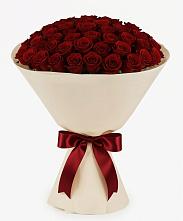 Букет 101 Бордовая роза Блэк Бакарра в Аксае Республика Дагестан