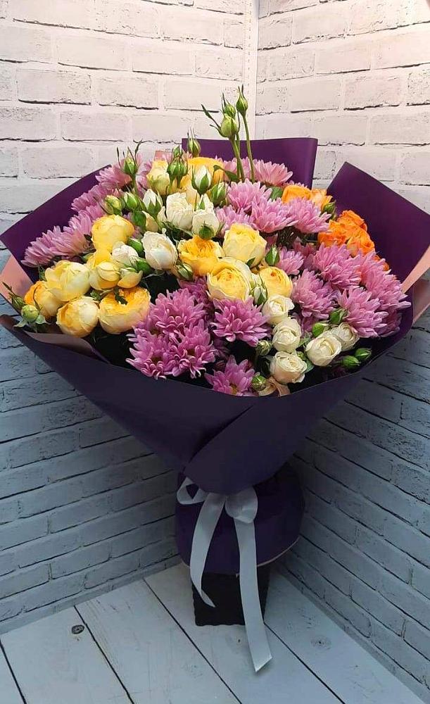 Букет цветов из: Хризантемы и Розы в Аксае Республика Дагестан