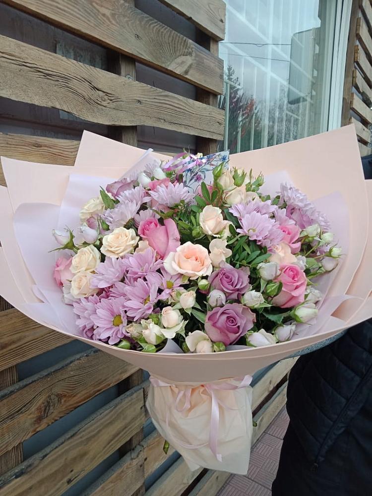 Букет цветов из: Розы и Хризантемы в Аксае Республика Дагестан