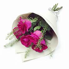 Букет цветов из:  Розы в Аксае Республика Дагестан