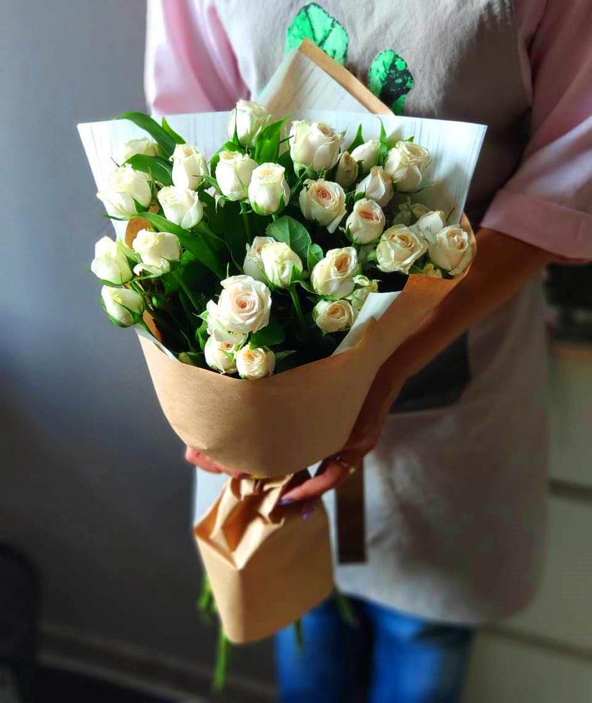 Букет цветов из: Розы в Аксае Республика Дагестан