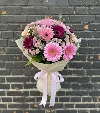 Букет цветов из:  Герберы и Хризантемы в Аксае Республика Дагестан