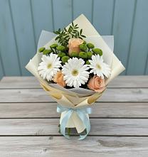 Букет цветов из:  Герберы, Розы и Хризантемы в Аксае Республика Дагестан