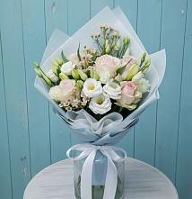 Букет цветов из:  Розы и Лизиантусы в Аксае Республика Дагестан