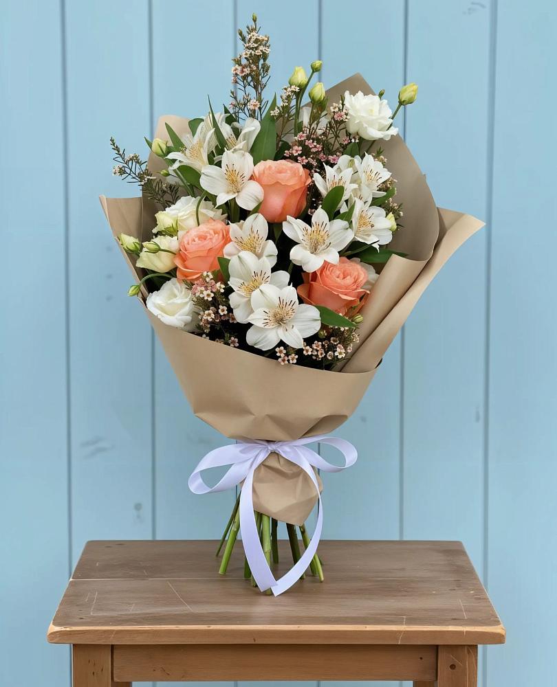 Букет цветов из: Альстромерии, Лизиантусы, Розы и Хризантемы в Аксае Республика Дагестан